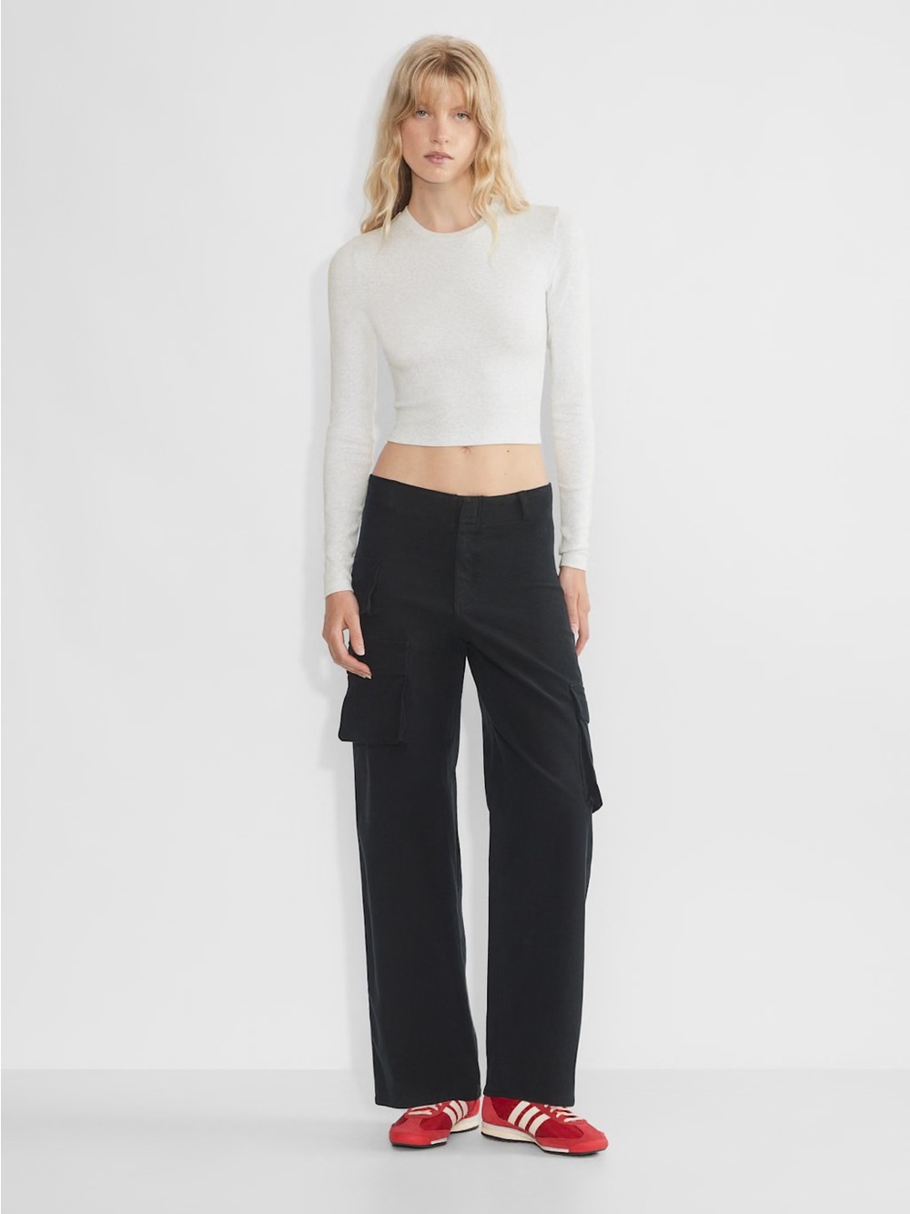 Aritzia TNA Homestretch Crew Waist Longsleeve in Heather Cloud White